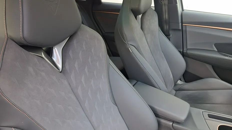 CUPRA Terramar -