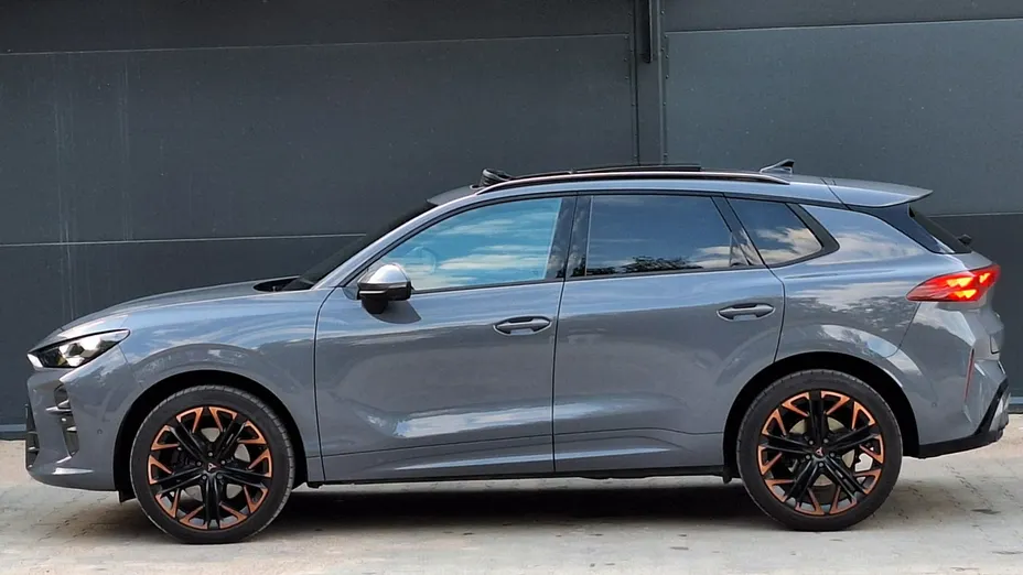 CUPRA Terramar -