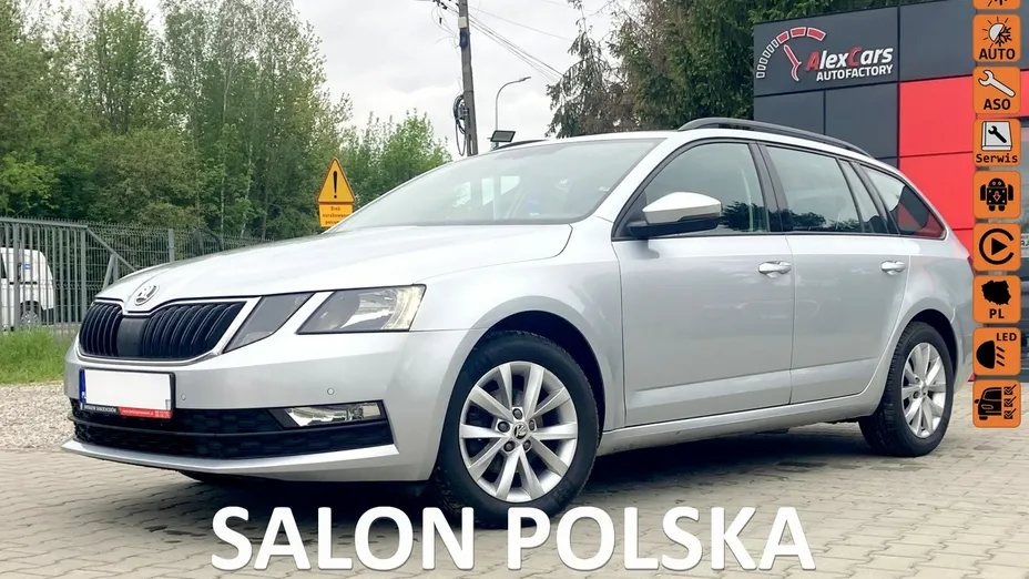 SKODA Octavia -