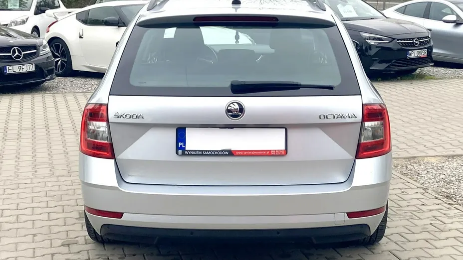 SKODA Octavia -