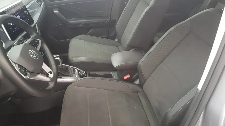 VOLKSWAGEN T-ROC -