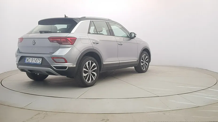 VOLKSWAGEN T-ROC -