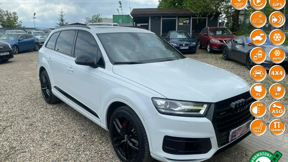 AUDI Q7 -