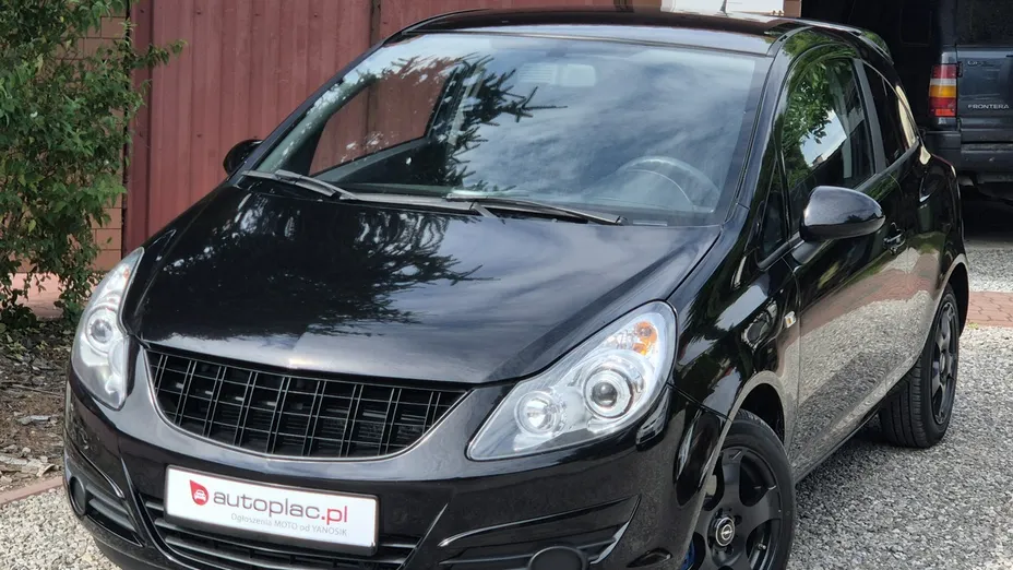 OPEL Corsa -