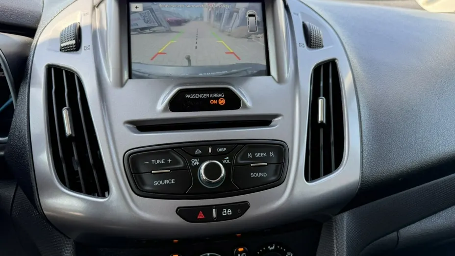FORD Tourneo Connect -