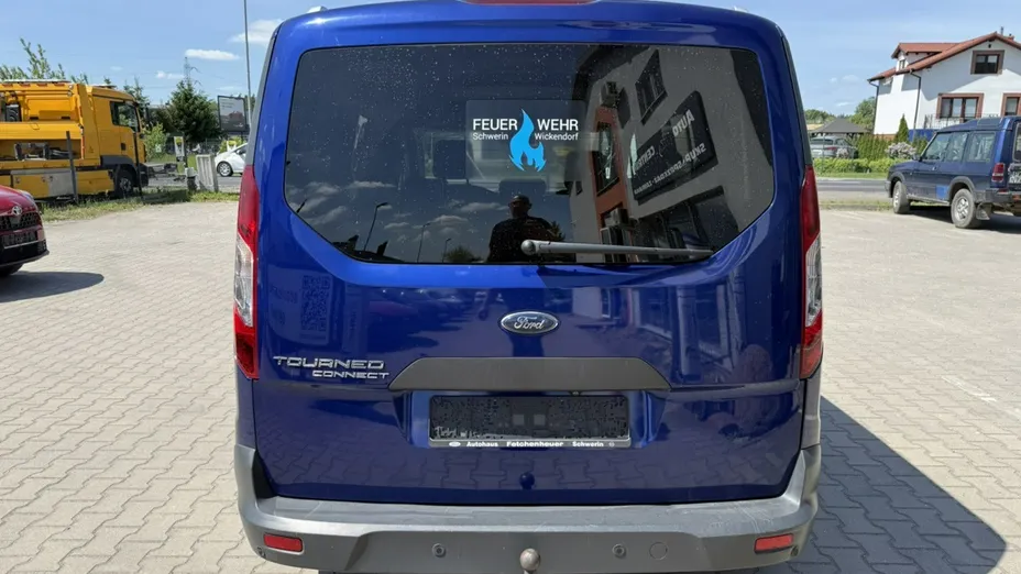 FORD Tourneo Connect -