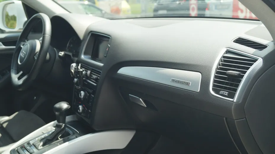 AUDI Q5 -