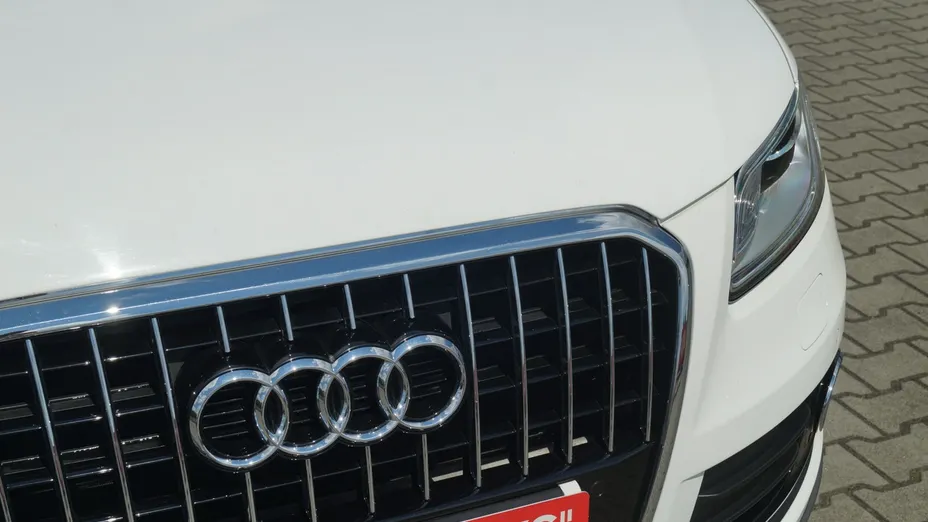 AUDI Q5 -