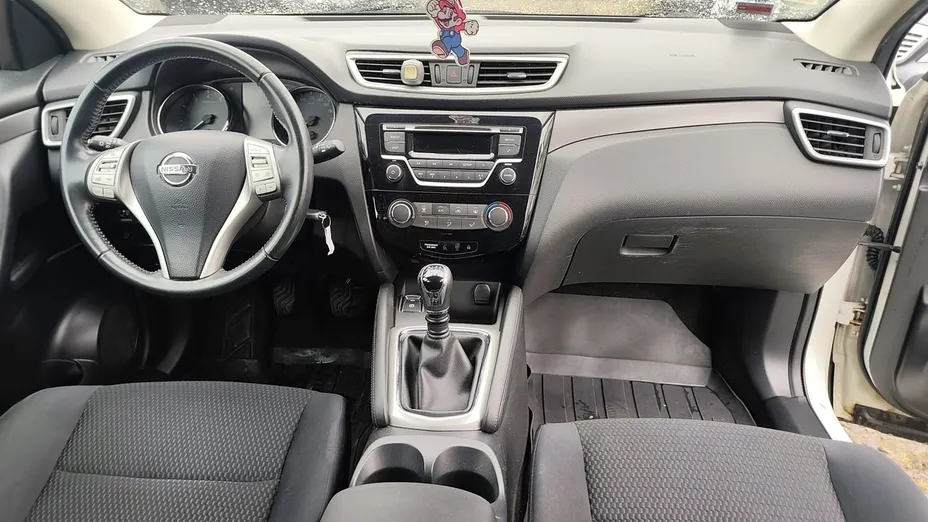 NISSAN Qashqai -