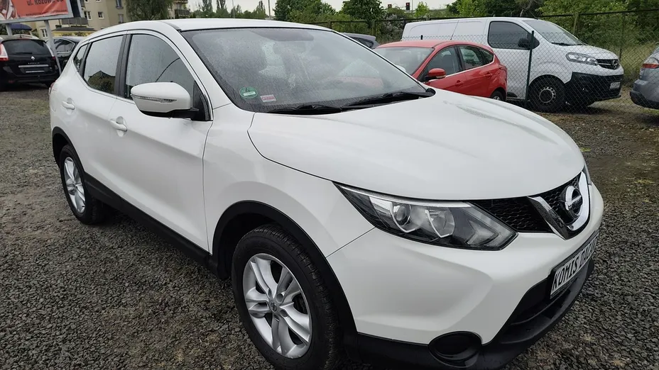 NISSAN Qashqai -