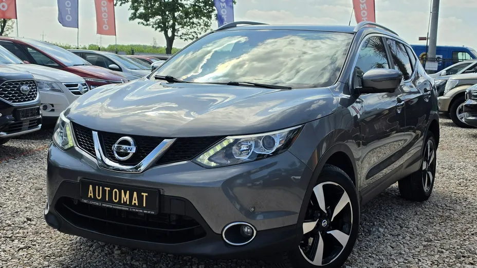 NISSAN Qashqai -