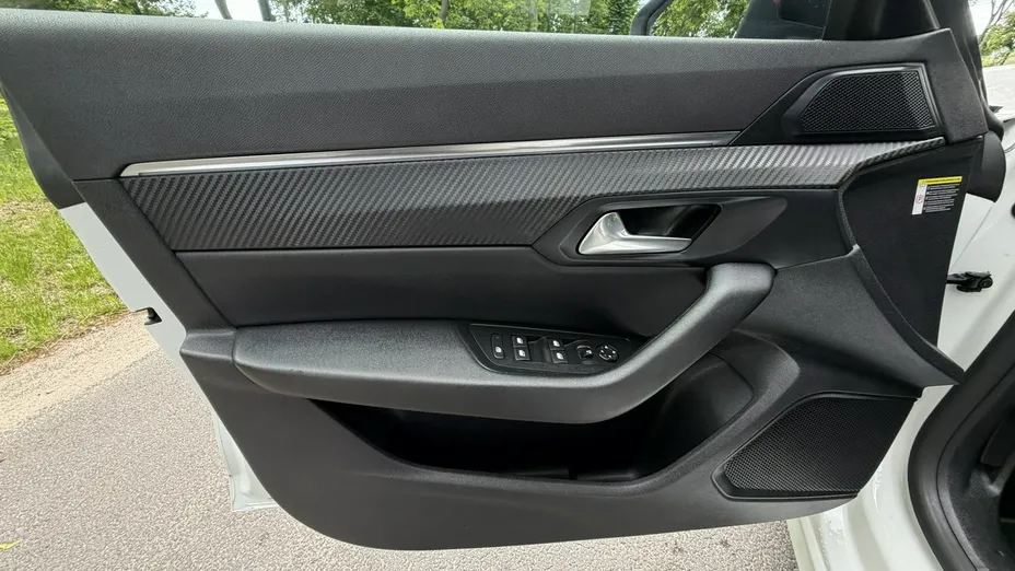 PEUGEOT 508 -