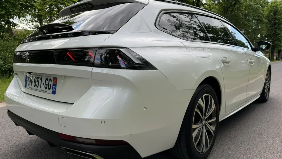 PEUGEOT 508 -