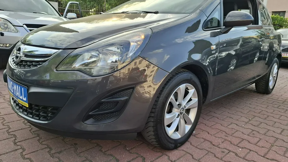 OPEL Corsa -