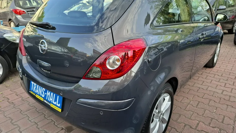 OPEL Corsa -
