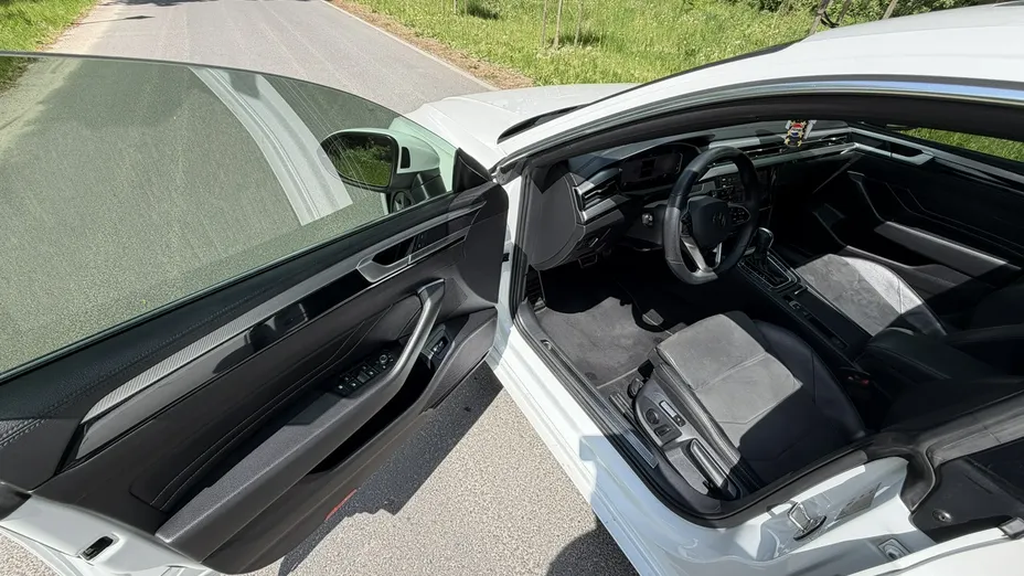 VOLKSWAGEN Arteon -