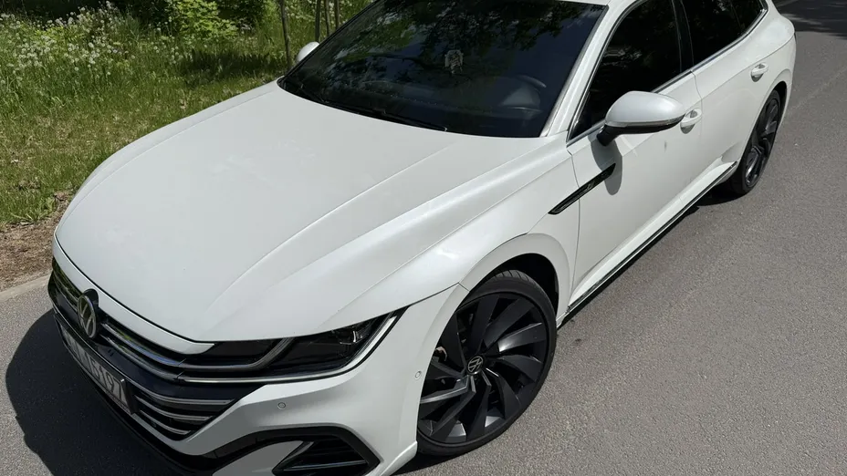 VOLKSWAGEN Arteon -
