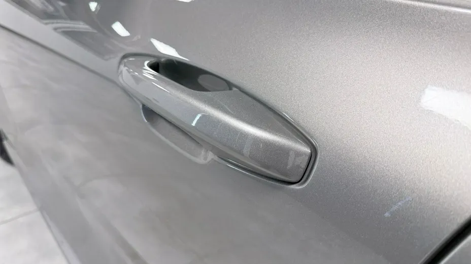 VOLVO V60 -