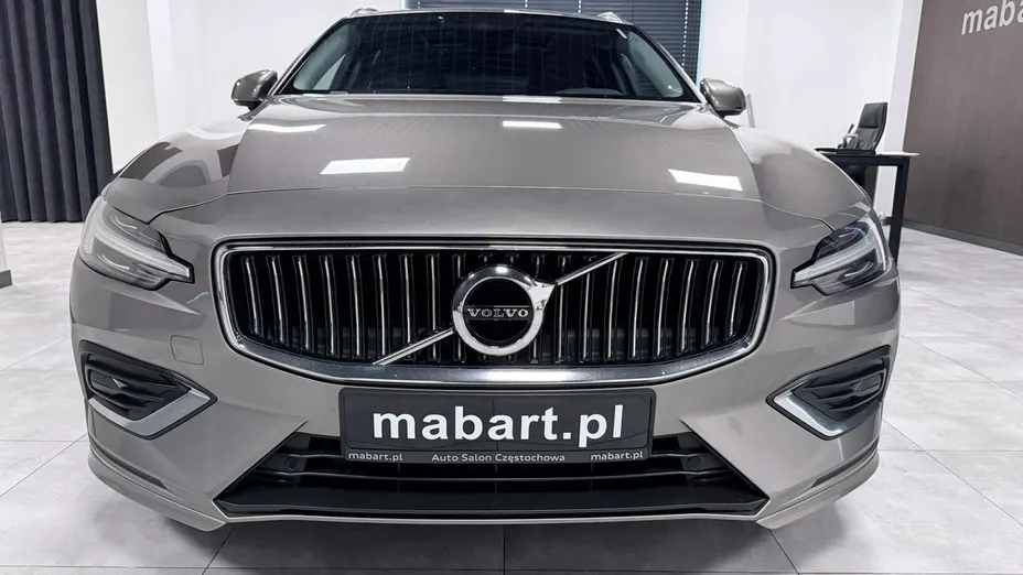 VOLVO V60 -
