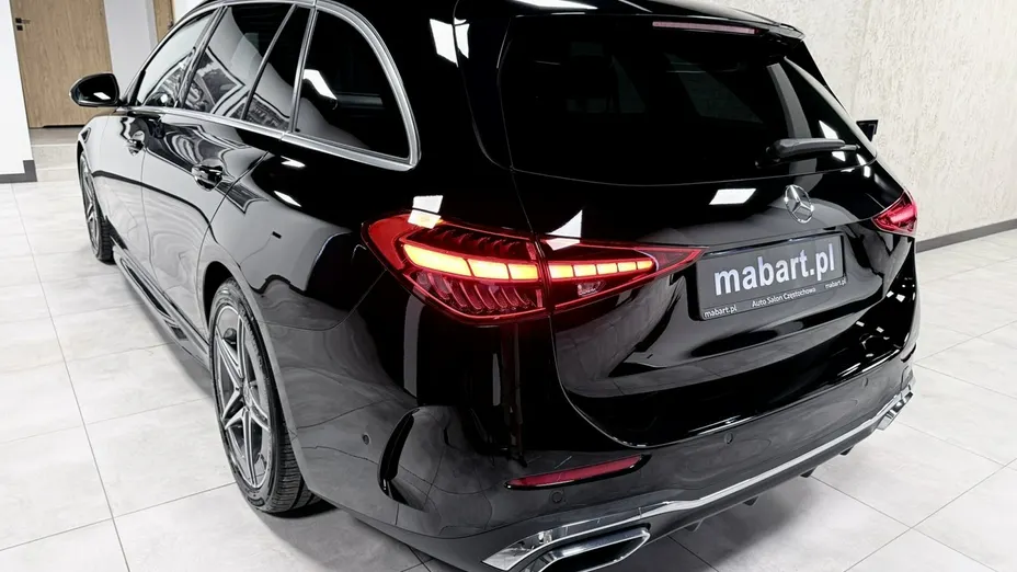 MERCEDES-BENZ C Klasa -