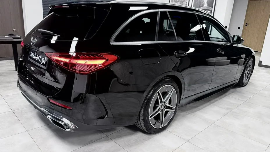 MERCEDES-BENZ C Klasa -