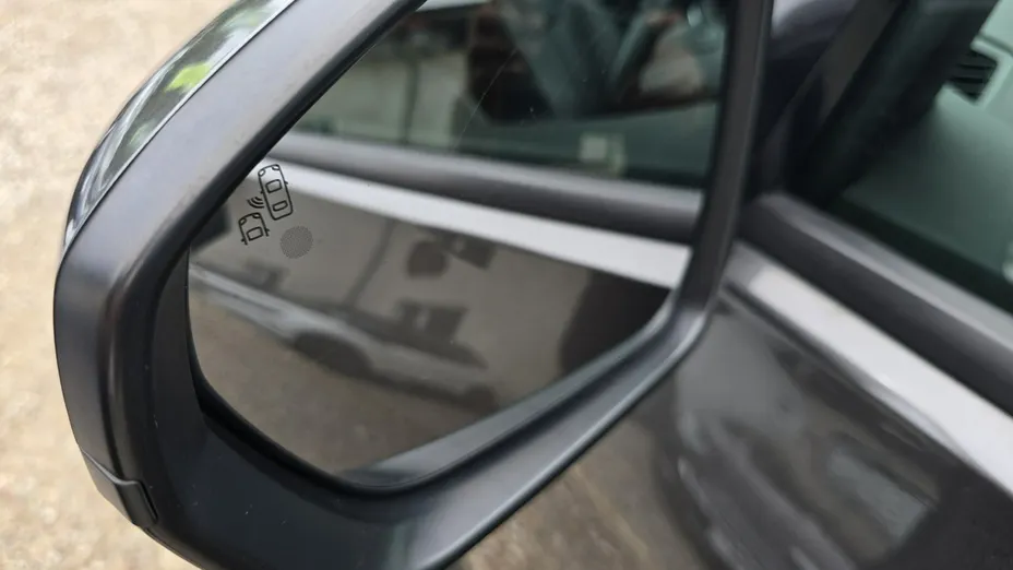 OPEL Grandland X -