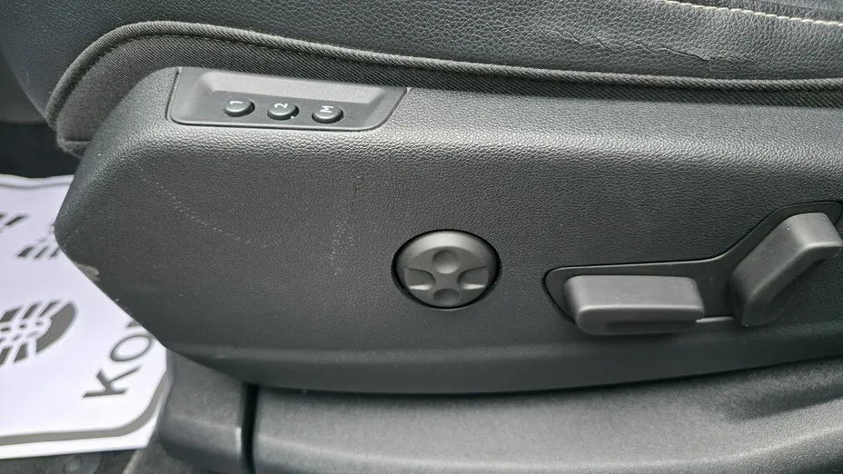 OPEL Grandland X -
