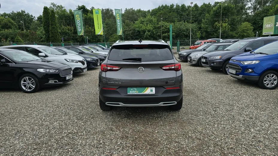OPEL Grandland X -