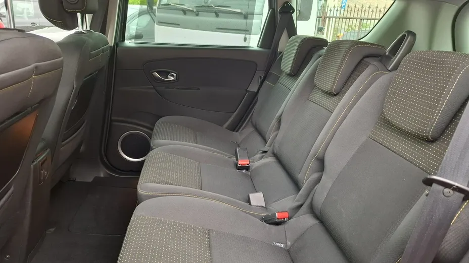 RENAULT Grand Scenic -