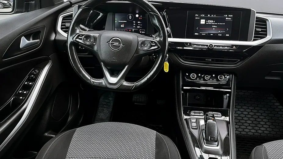 OPEL Grandland X -