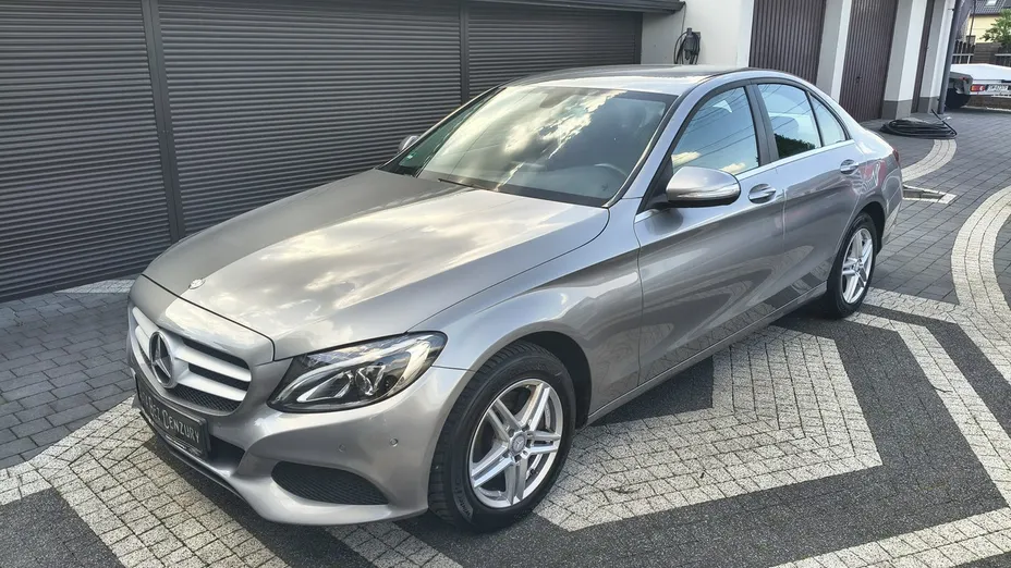 MERCEDES-BENZ C Klasa -