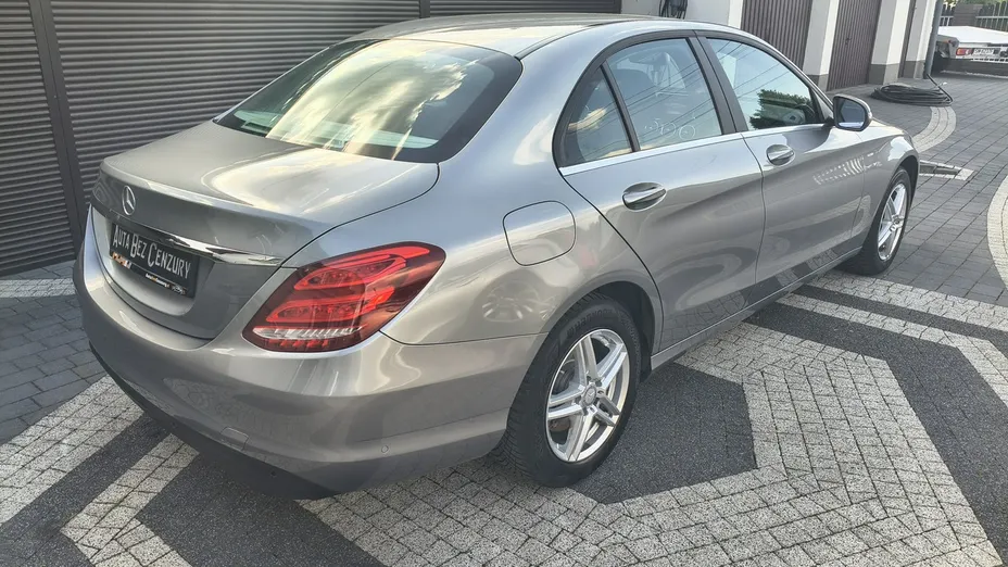 MERCEDES-BENZ C Klasa -