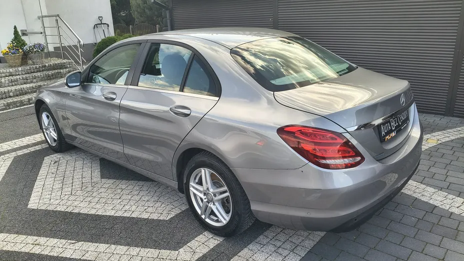 MERCEDES-BENZ C Klasa -
