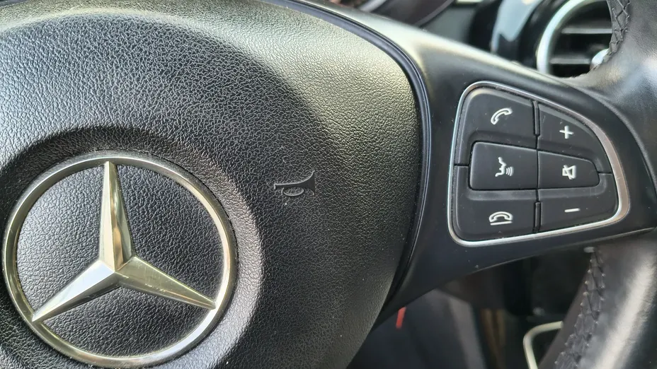 MERCEDES-BENZ C Klasa -