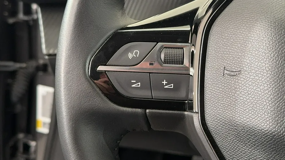 PEUGEOT 2008 -