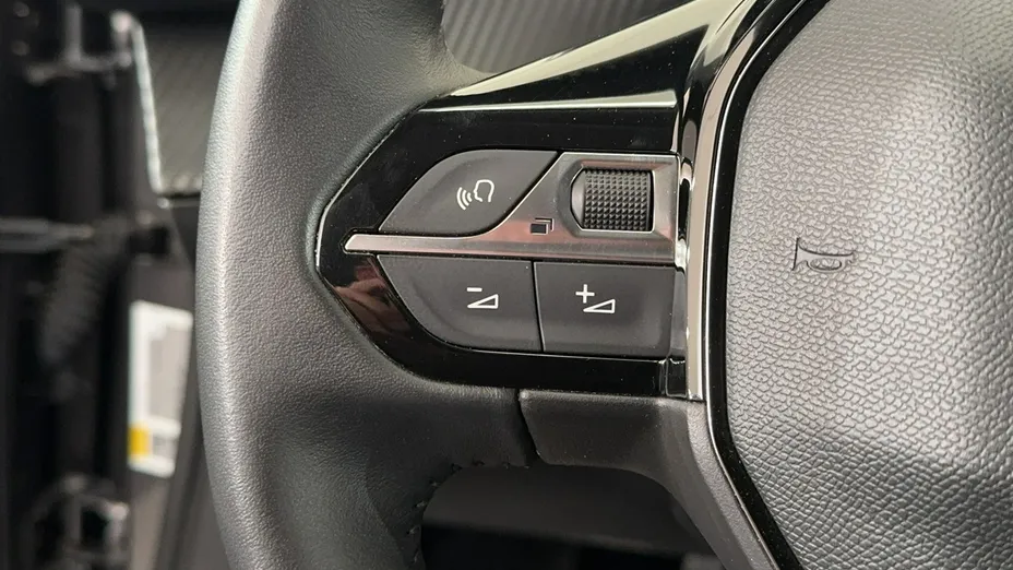 PEUGEOT 2008 -