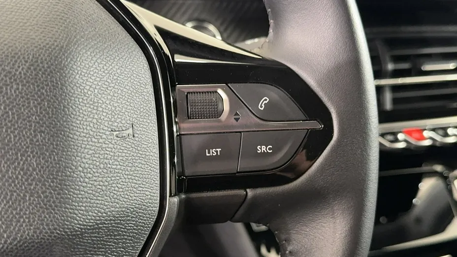 PEUGEOT 2008 -
