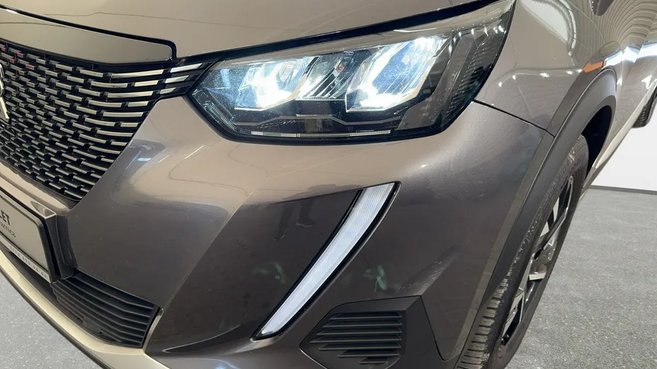 PEUGEOT 2008 -