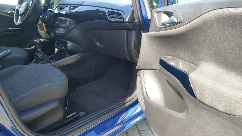 OPEL Corsa -