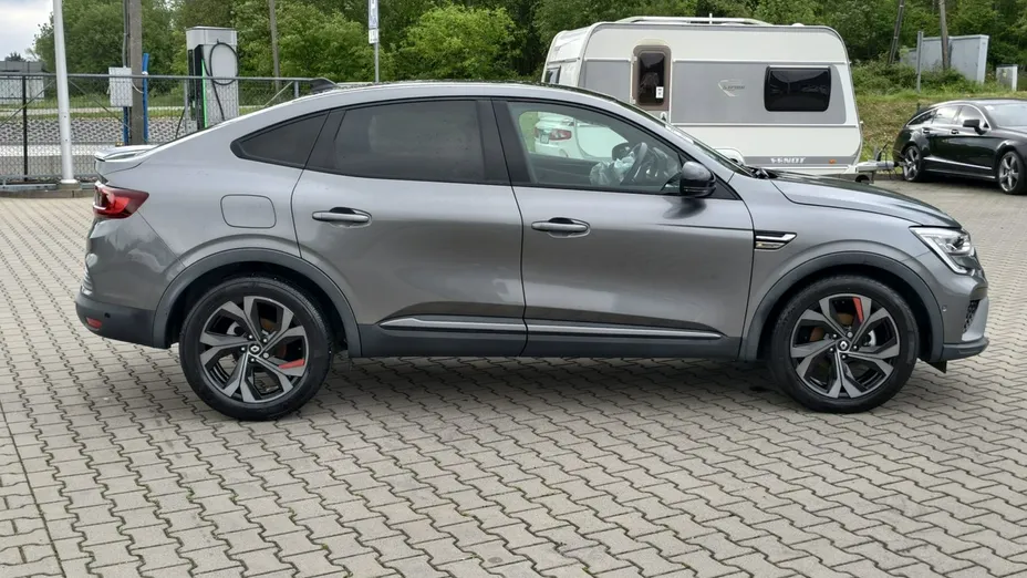 RENAULT Arkana -