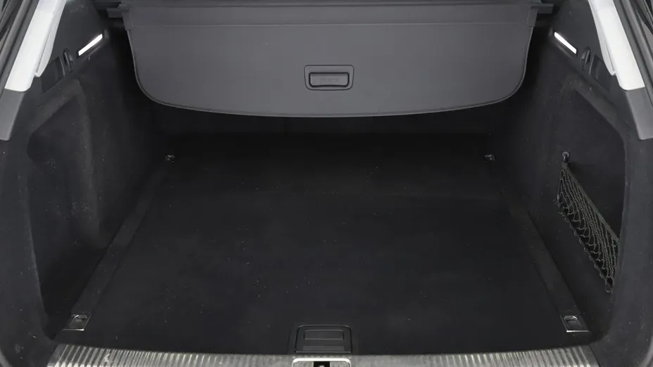 AUDI A4 -