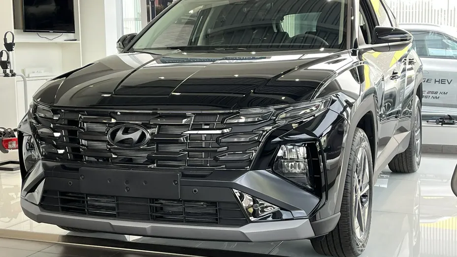 HYUNDAI Tucson -