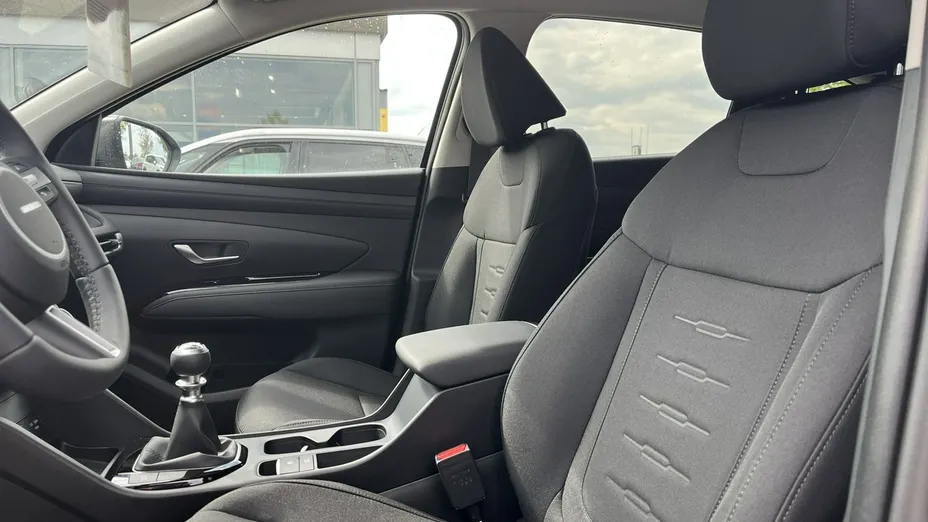 HYUNDAI Tucson -