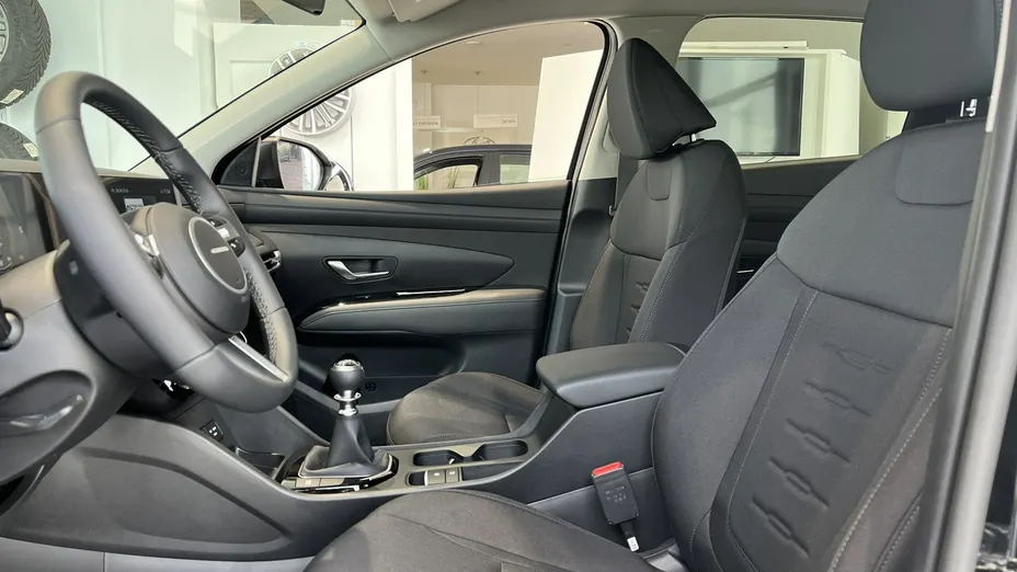 HYUNDAI Tucson -