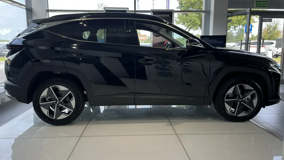HYUNDAI Tucson -