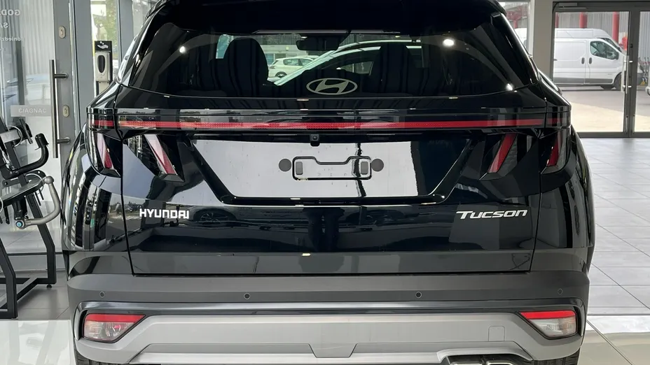 HYUNDAI Tucson -