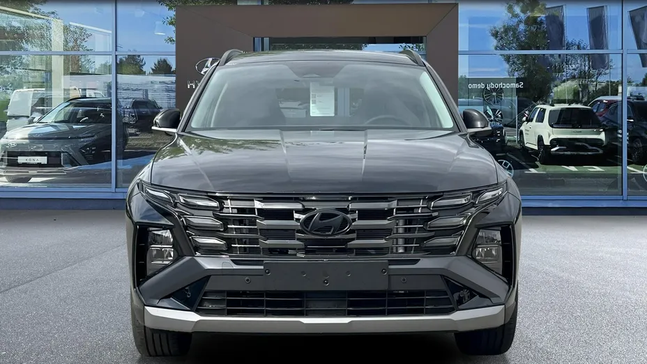 HYUNDAI Tucson -