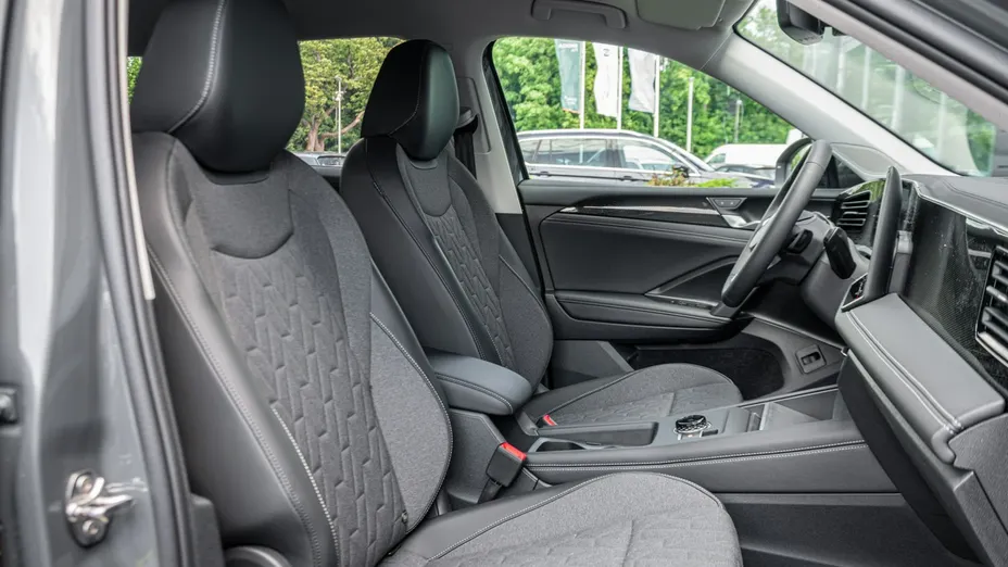 VOLKSWAGEN Tiguan -
