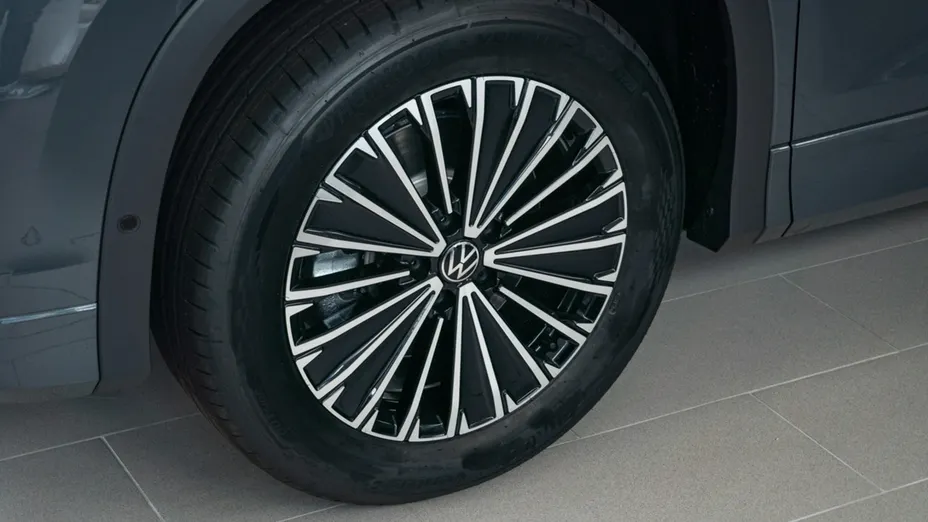 VOLKSWAGEN Tayron -