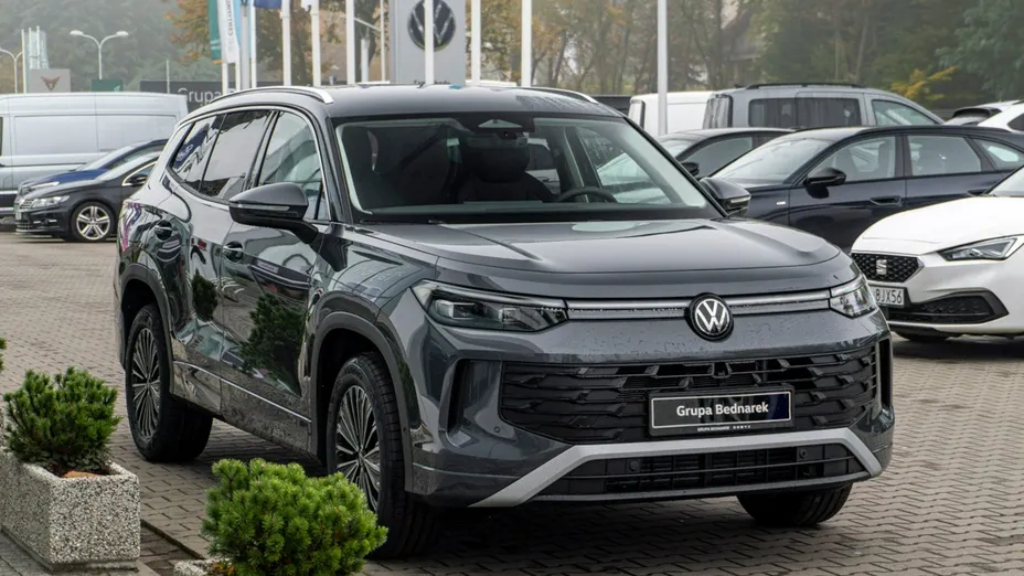 VOLKSWAGEN Tayron -